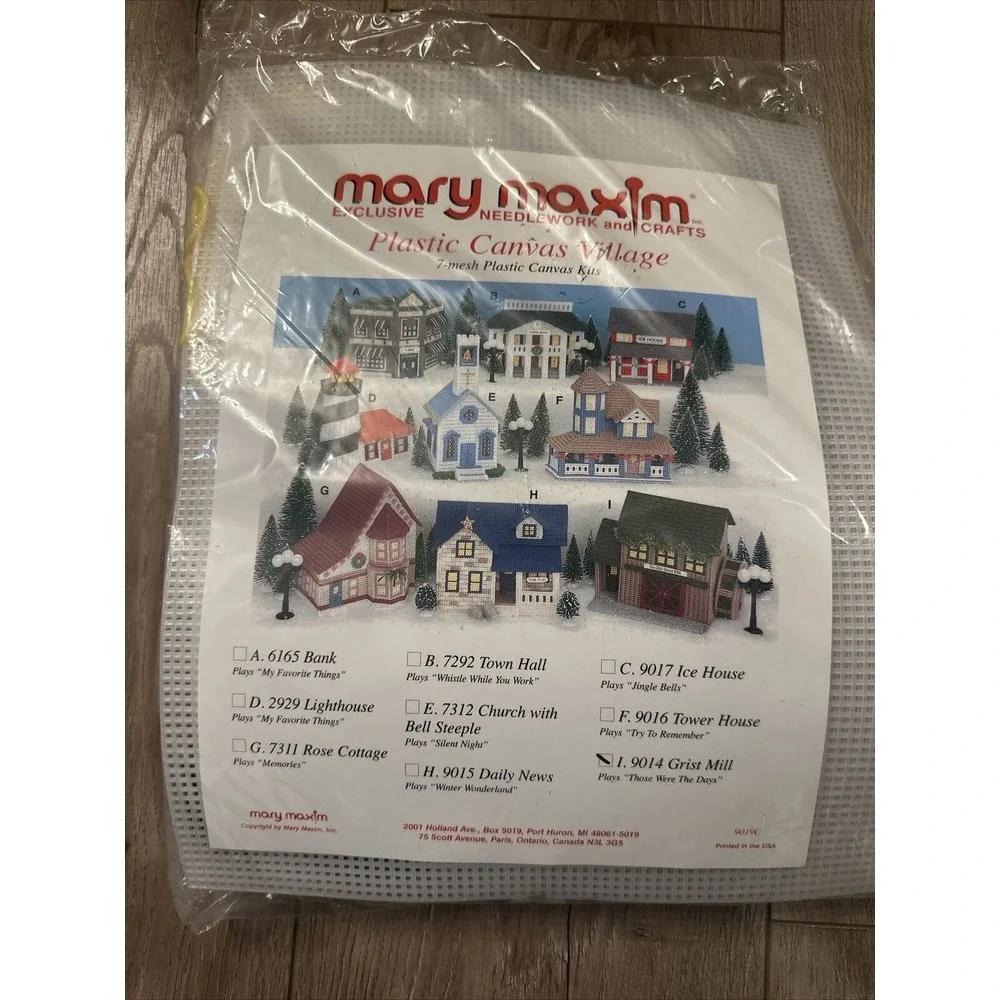 NIP Vintage‎ Mary Maxim 9014 Grist Mill Needlework And Crafts Christmas Village